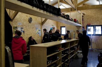 UN SERVICE COMPLET POUR UN ÉQUIPEMENT DE QUALITÉ UN SERVICE COMPLET POUR UN ÉQUIPEMENT DE QUALITÉ